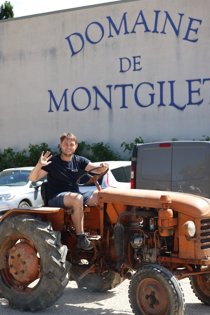 Enseigne du Domaine de Montgilet