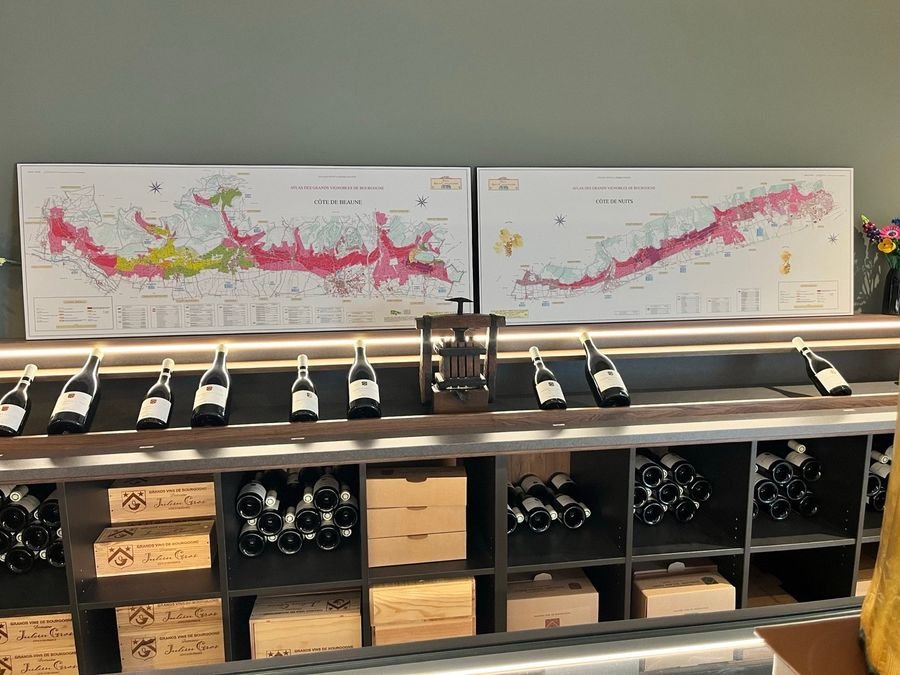 Domaine Julien Gros — gamme de vins Côte de Beaune et Côte de Nuits